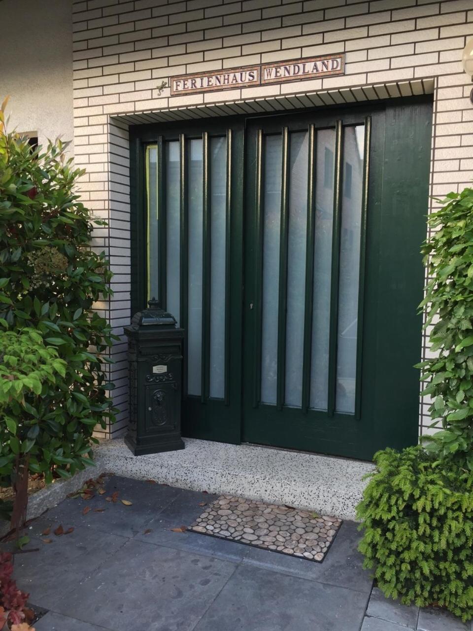 אסן Private Wellness Suiten Mit Whirlpool חדר תמונה
