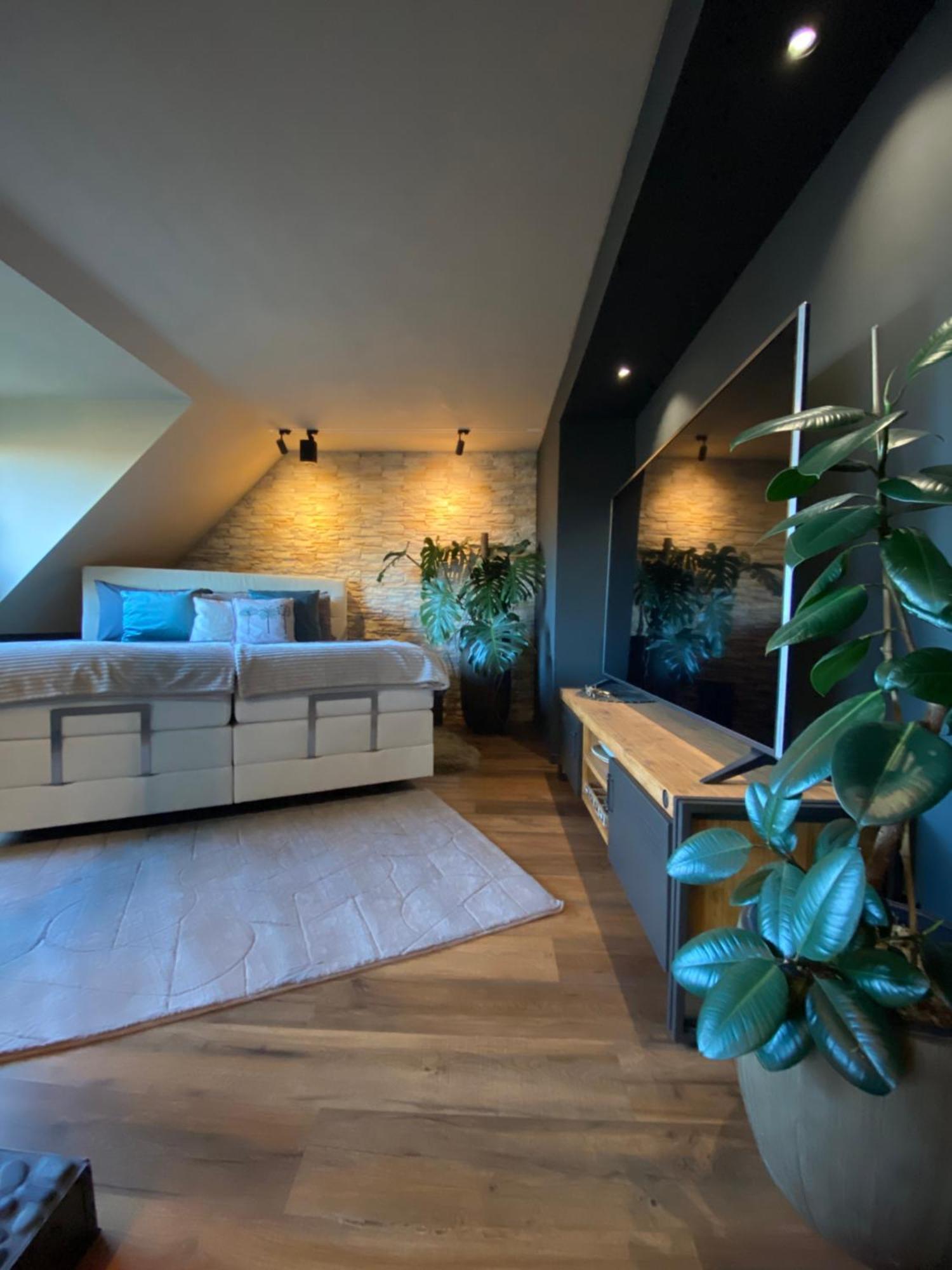 אסן Private Wellness Suiten Mit Whirlpool מראה חיצוני תמונה